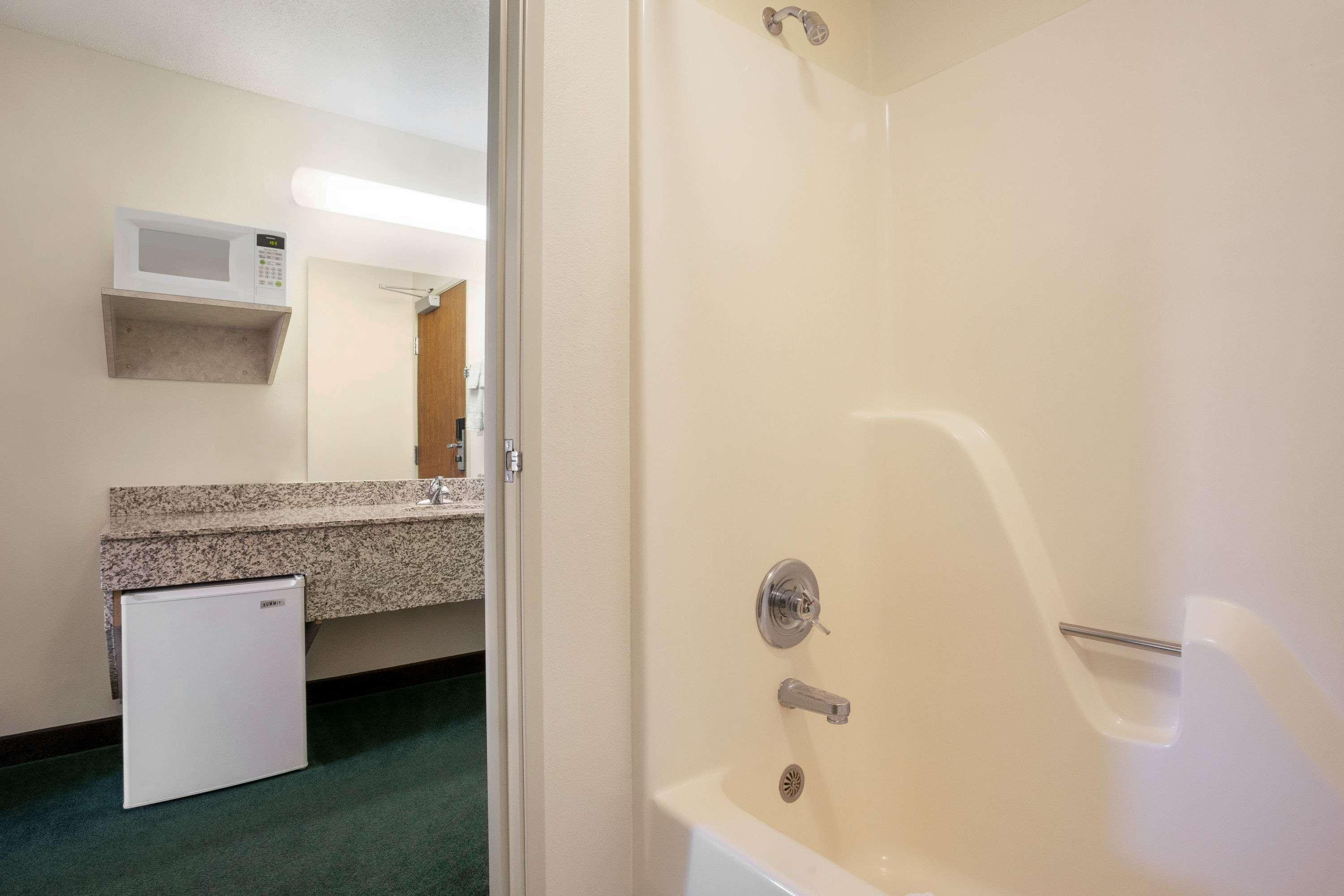 Travelodge By Wyndham Morrill Dış mekan fotoğraf